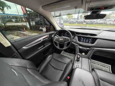 2018 Cadillac XT5 Premium Luxury