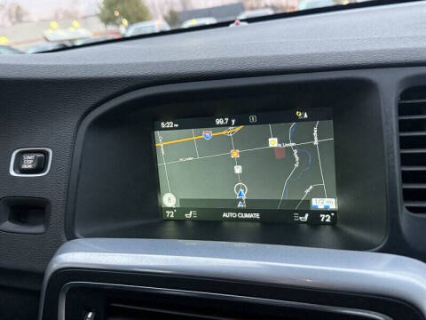 2017 Volvo V60 Cross Country T5 Premier