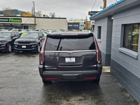 2018 Cadillac Escalade ESV Premium Luxury