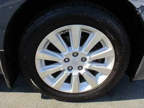 2014 Toyota Sienna LE 7-Passenger