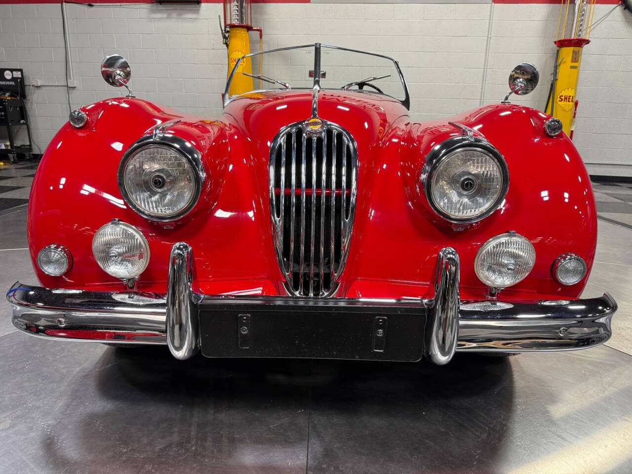 1956 Jaguar XK 140 Roadster 21