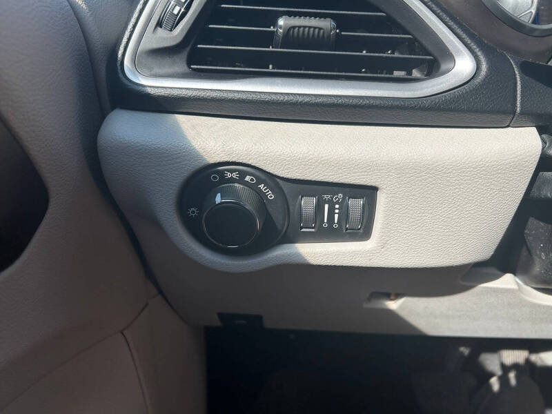 2017 Chrysler Pacifica Touring