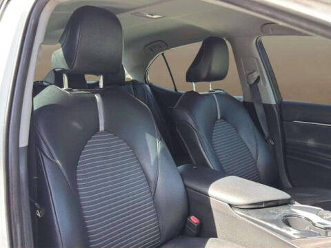 2018 Toyota Camry SE