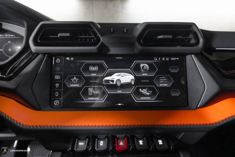 2025 Lamborghini Urus SE