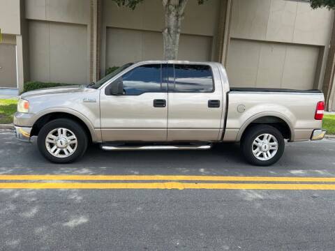 2004 Ford F-150 for sale at Carlando in Lakeland FL
