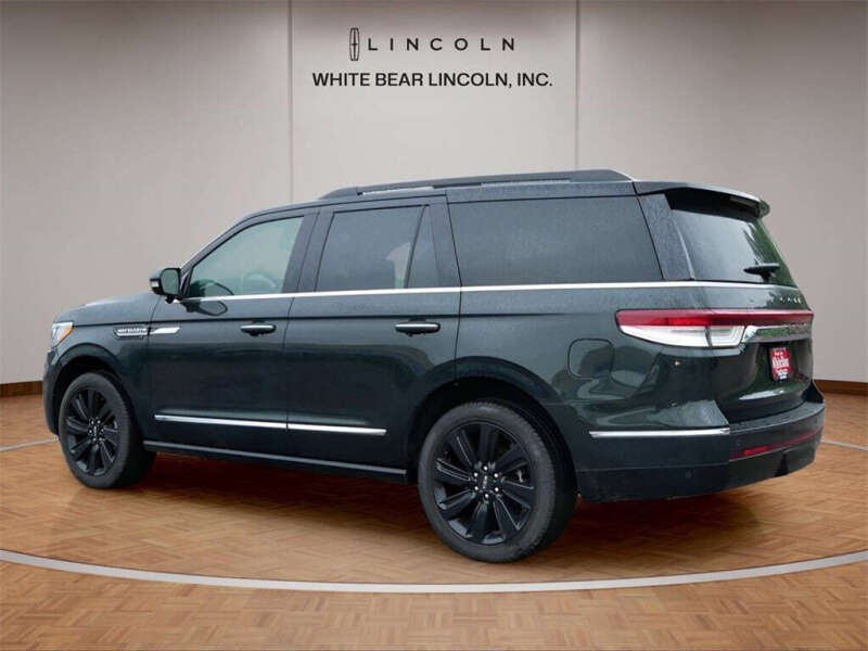 2022 Lincoln Navigator Black Label