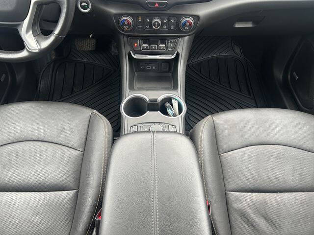 2021 GMC Terrain SLT
