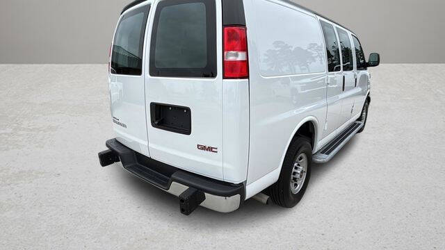 2024 GMC Savana 2500