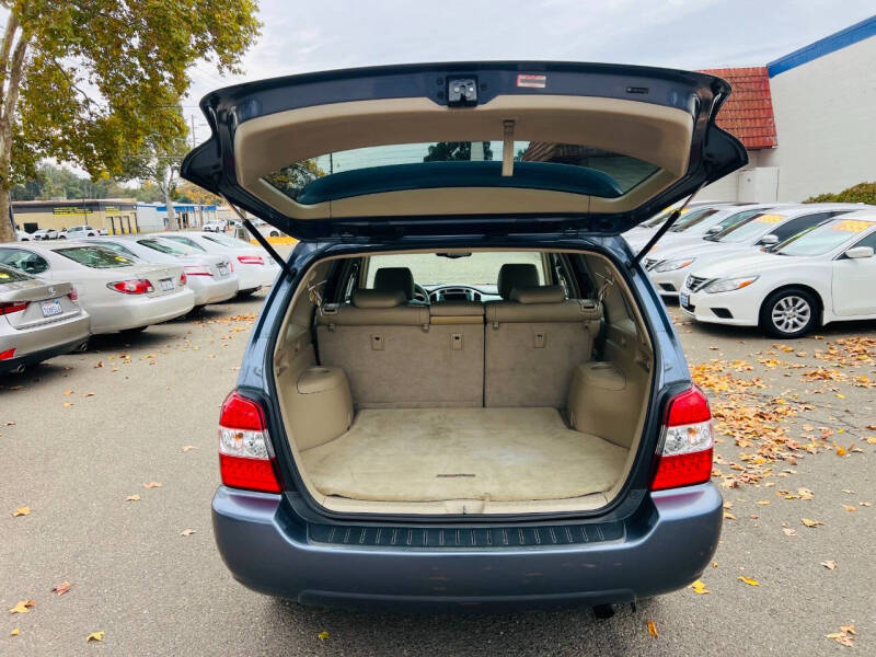 2006 Toyota Highlander Limited Hybrid photo 9