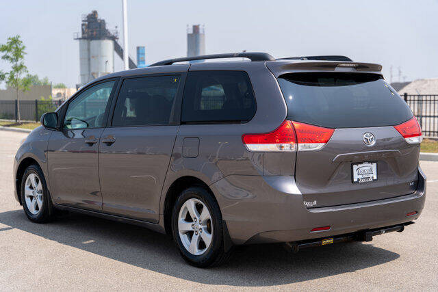 2011 Toyota Sienna
