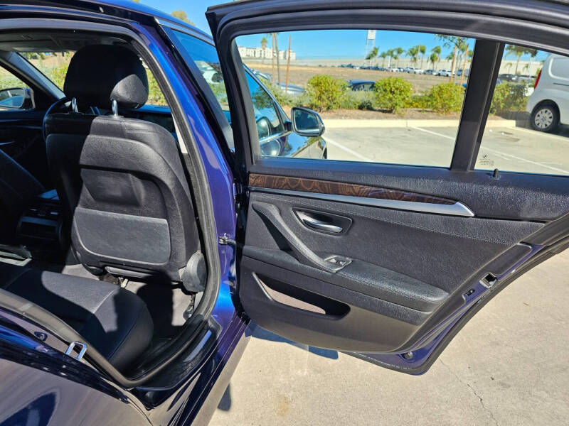 2016 BMW 5 Series 528i