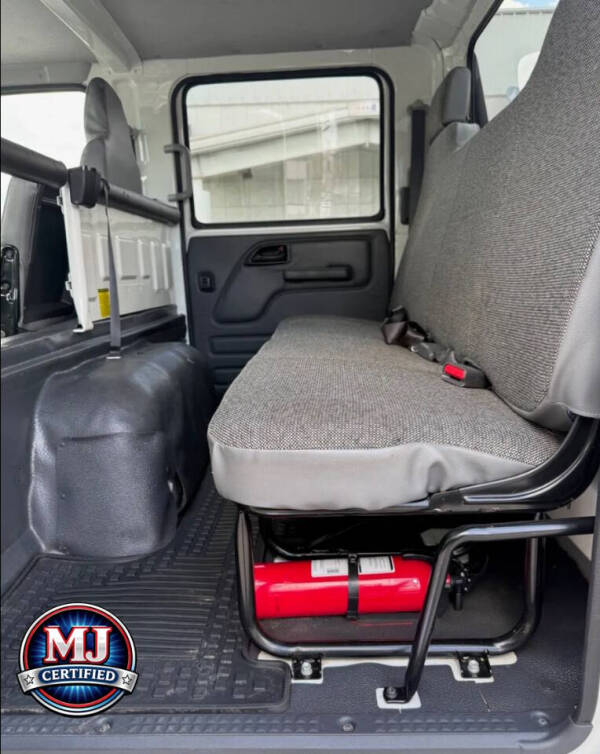 2024 Isuzu NPR-HD CREW CAB