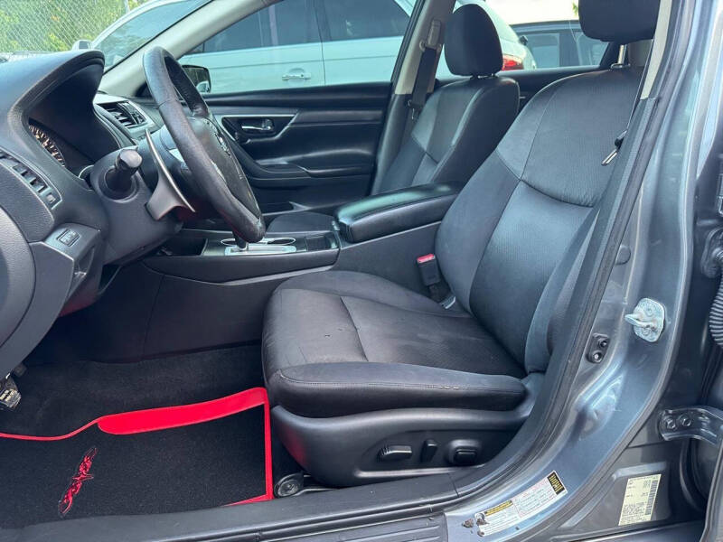 2017 Nissan Altima 2.5 SR