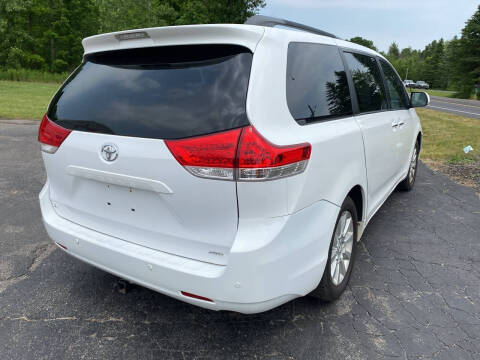 2012 Toyota Sienna XLE 7-Passenger