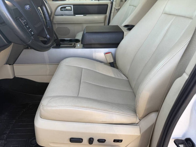 2017 Ford Expedition EL XLT