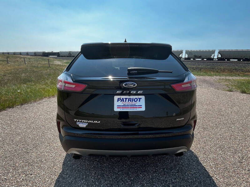 2023 Ford Edge Titanium