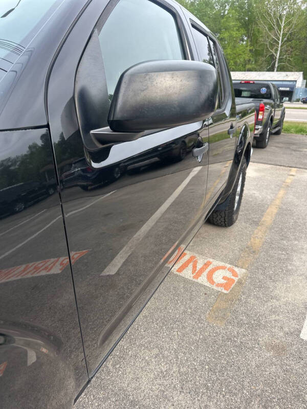 2017 Nissan Frontier SV