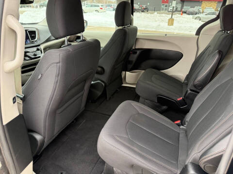 2019 Chrysler Pacifica Touring Plus