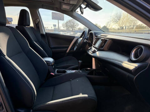 2016 Toyota RAV4 XLE