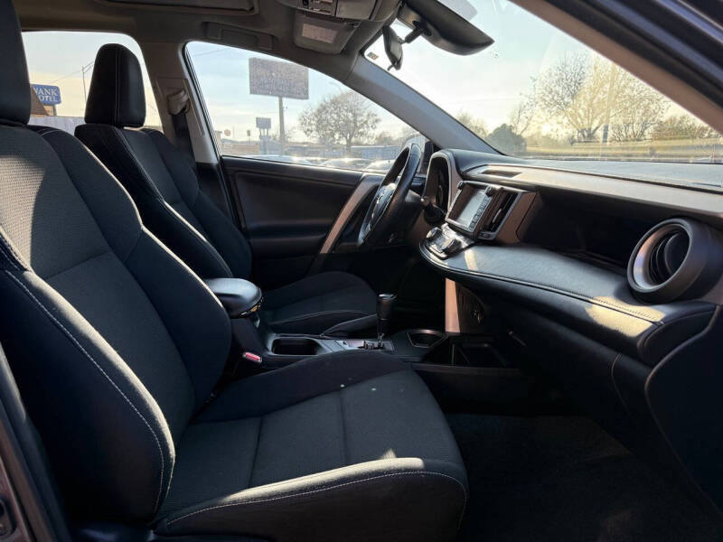 2016 Toyota RAV4 XLE