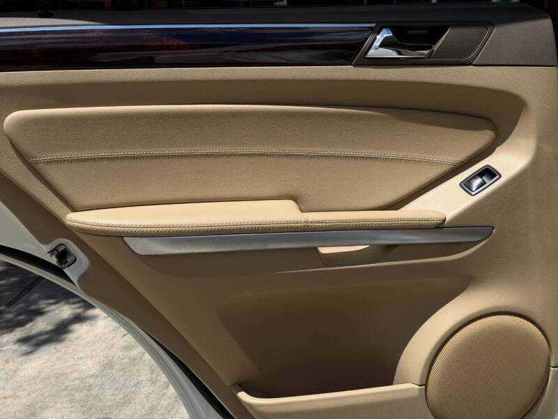 2011 Mercedes-Benz M-Class ML 350