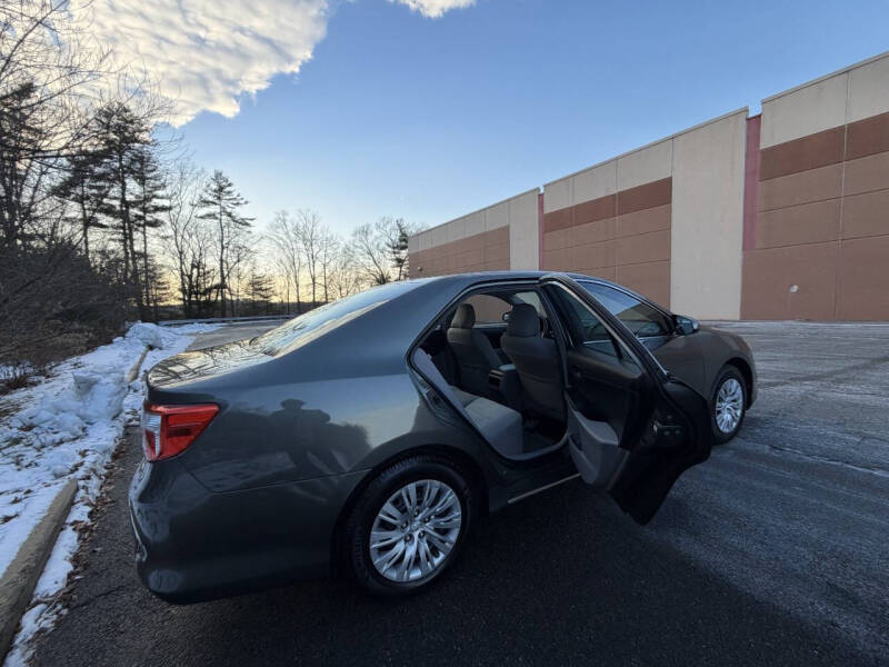 2014 Toyota Camry LE