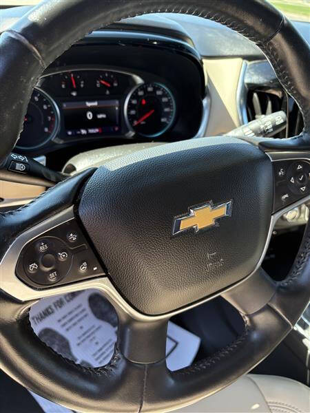 2022 Chevrolet Traverse LT Leather