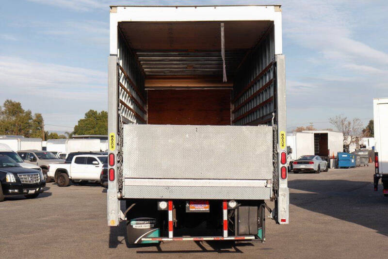 2019 International DuraStar 4300