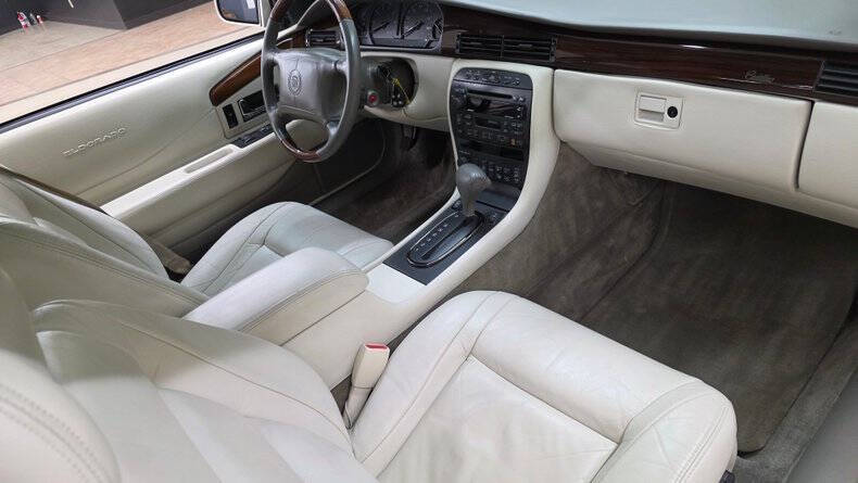 2002 Cadillac Eldorado ESC