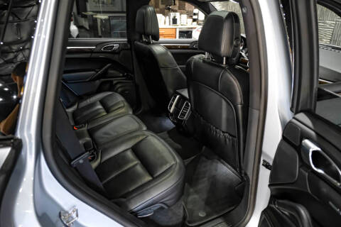 2017 Porsche Cayenne S