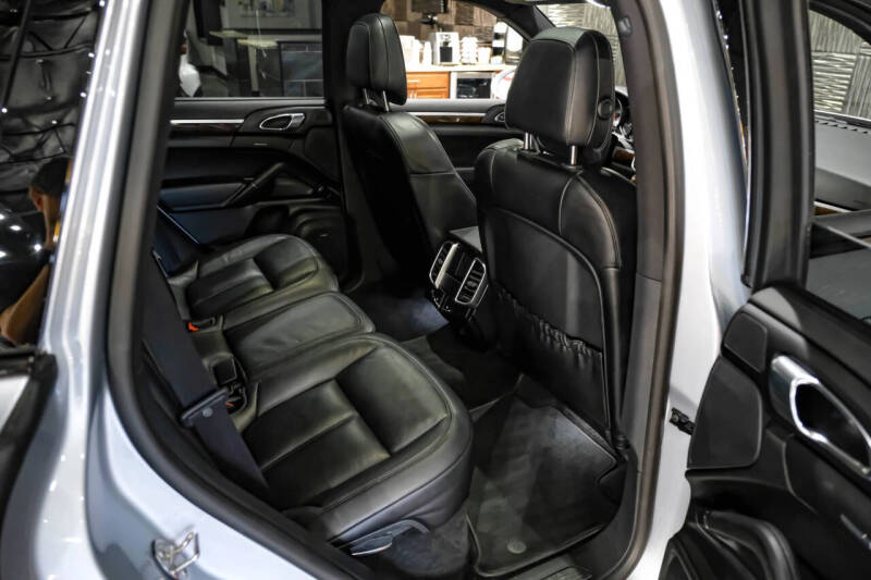 2017 Porsche Cayenne S