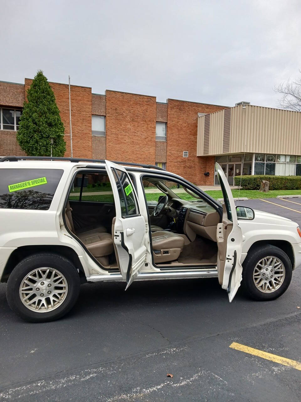 2004 Jeep Grand Cherokee for sale at LB's Discount Auto Sales in Steger, IL