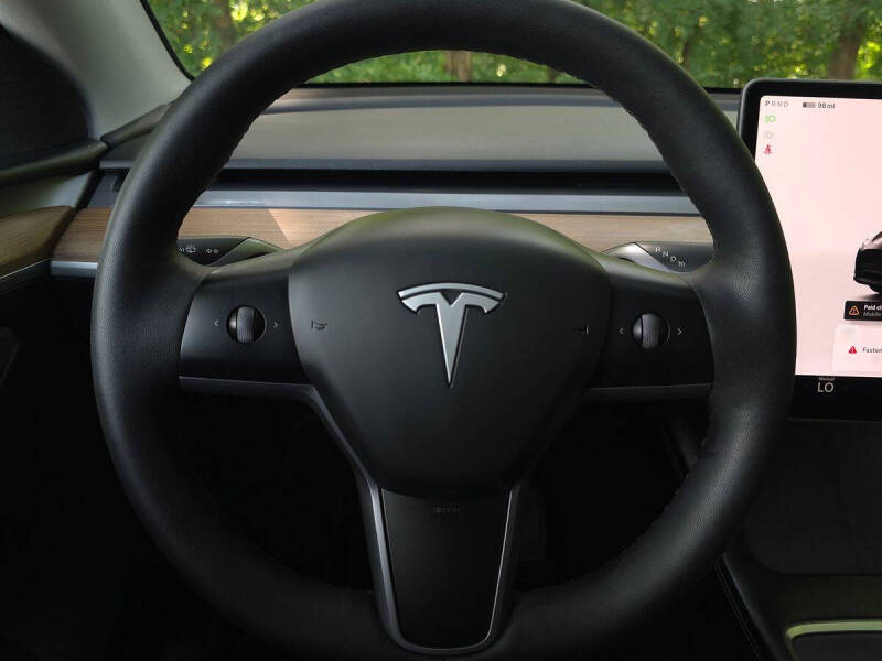2025 Tesla Model Y Long Range