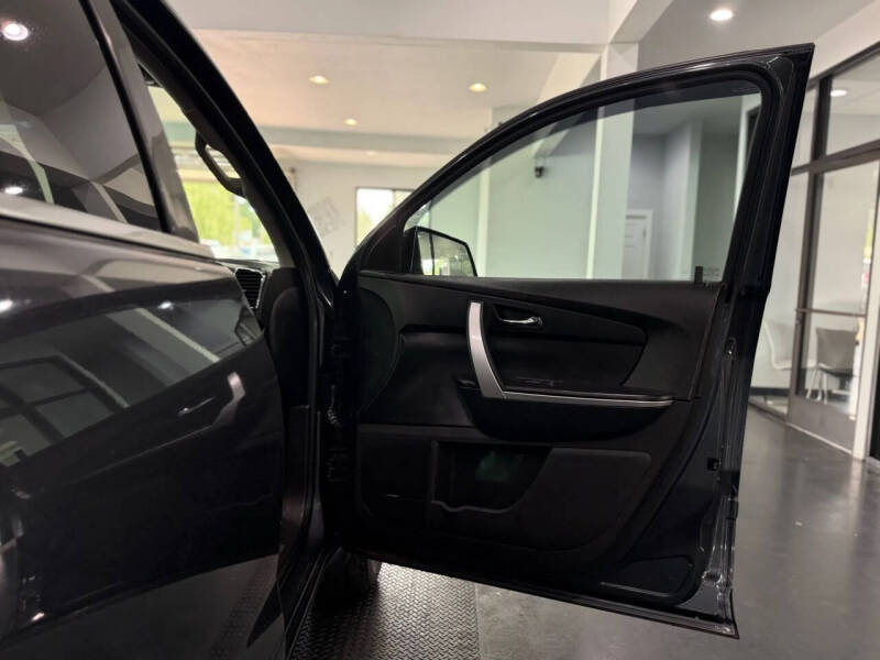 2011 Chevrolet Traverse LT