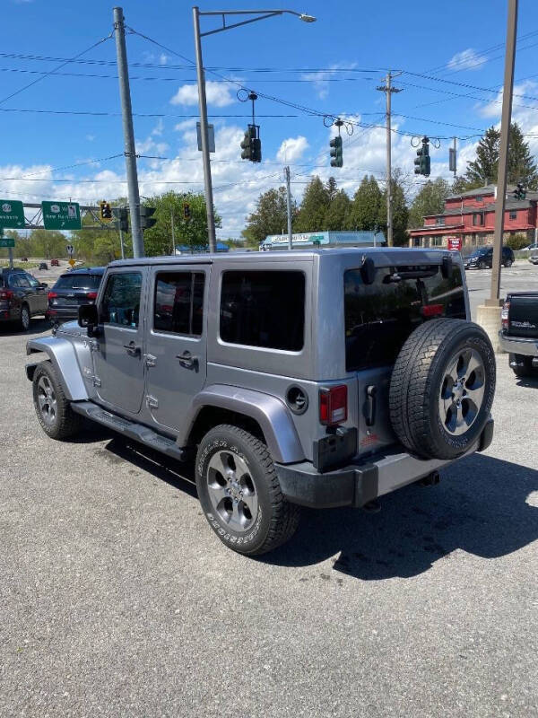 2017 Jeep Wrangler Unlimited Sahara