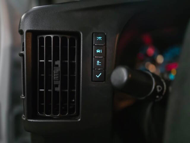 2021 Chevrolet Express 2500