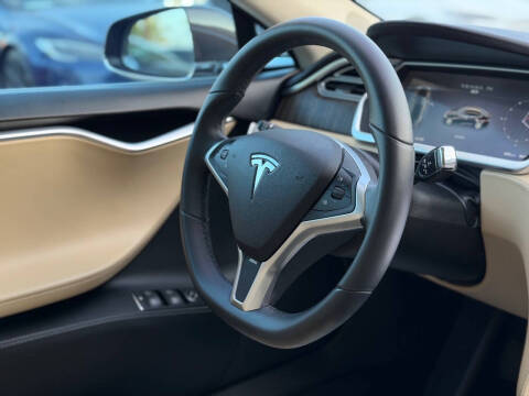 2013 Tesla Model S