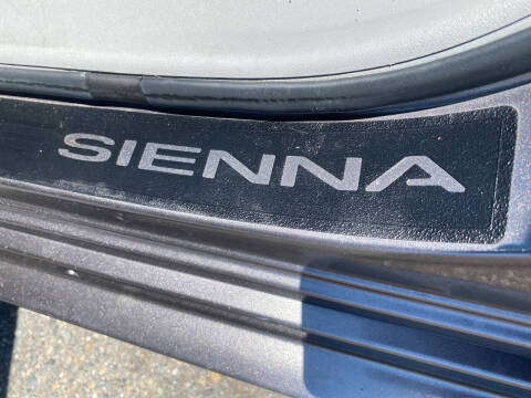 2011 Toyota Sienna XLE 7-Passenger