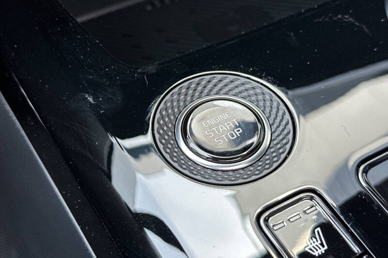 2025 Kia Niro EX Touring