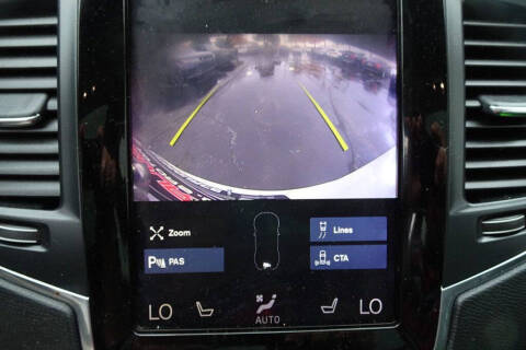 2019 Volvo XC90 T5 Momentum