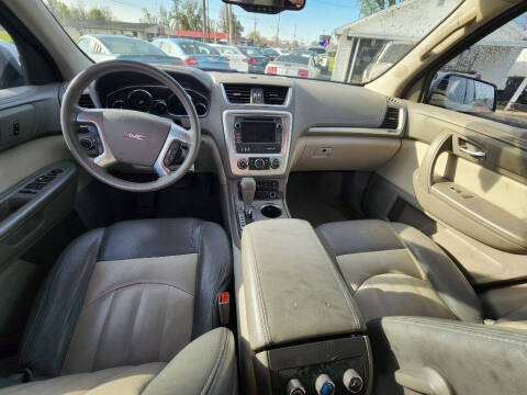 2015 GMC Acadia SLE-2