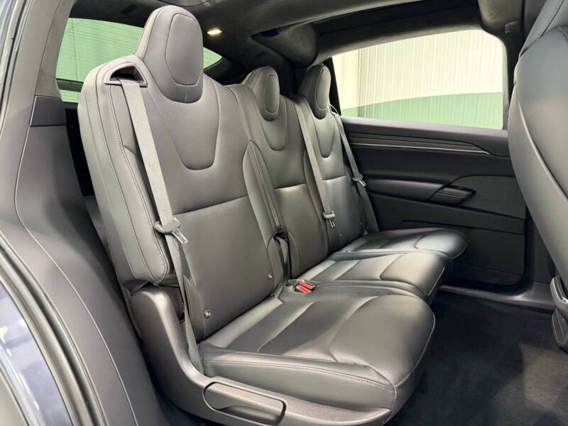 2023 Tesla Model X Standard Range