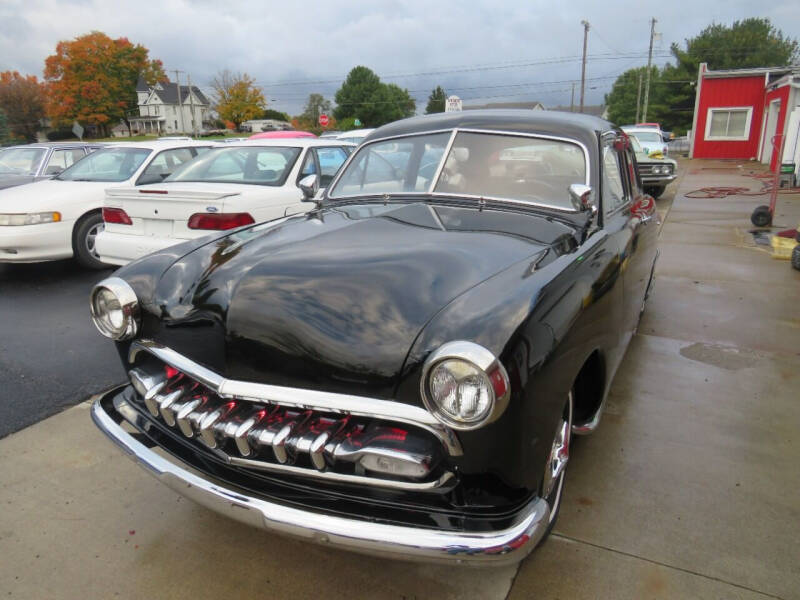 1951 Ford Crestline
