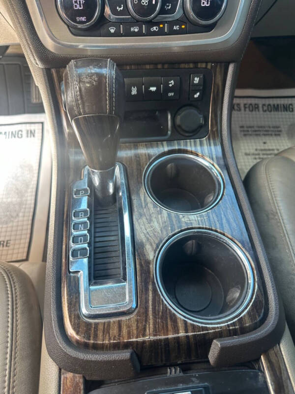 2013 GMC Acadia Denali