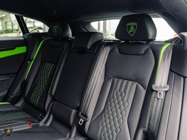 2025 Lamborghini Urus SE