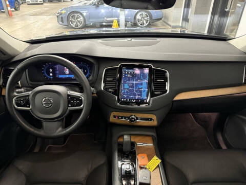 2024 Volvo XC90 B5 Plus Bright Theme
