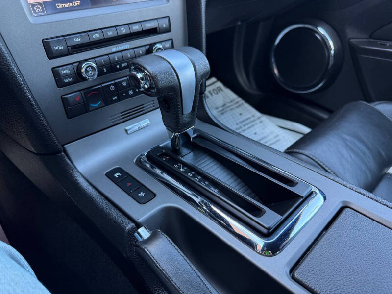 2011 Ford Mustang GT Premium