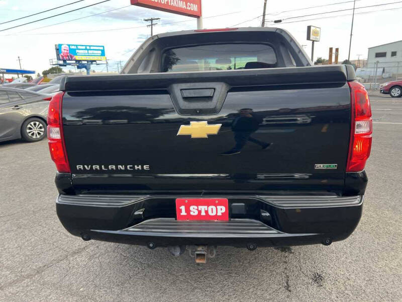 2011 Chevrolet Avalanche LT
