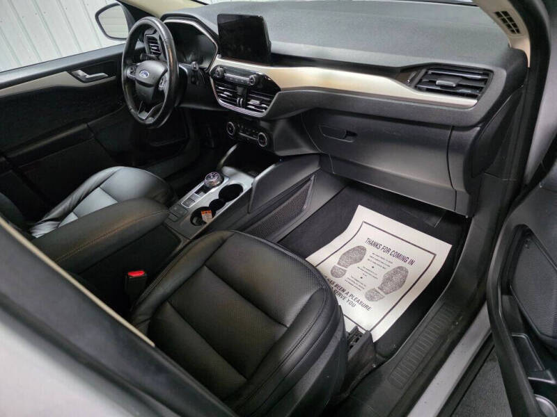 2020 Ford Escape SEL