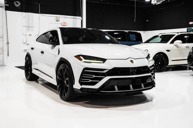 2022 Lamborghini Urus
